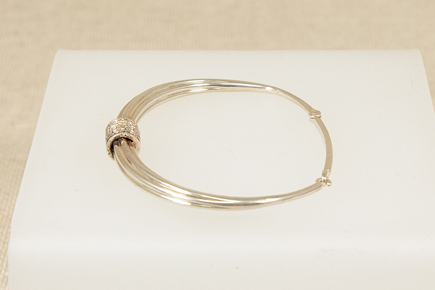 Vintage Silver Hinged Bangle Bracelets