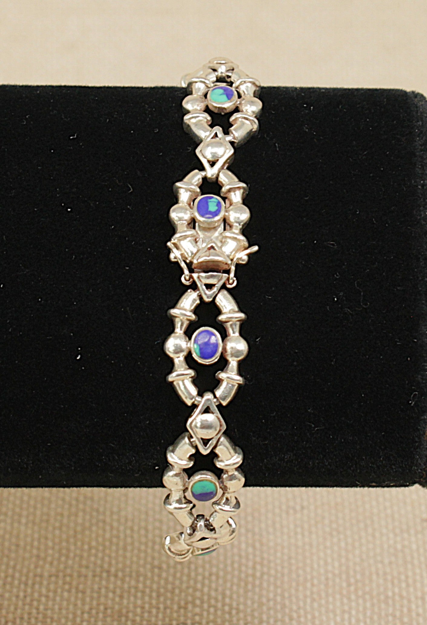 A Silver Bracelet in a ‘Bamboo’ Design