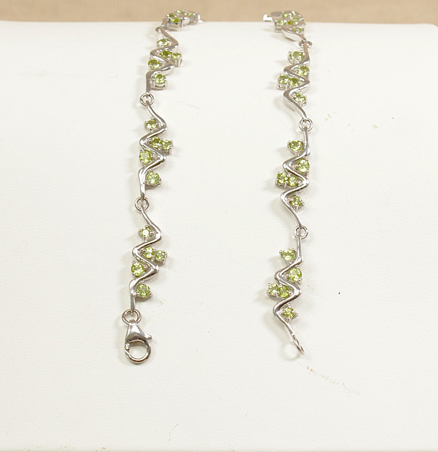 Silver Peridot Fancy Link Necklace