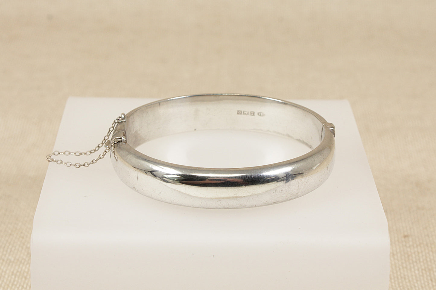 Vintage Silver Hinged Bangle