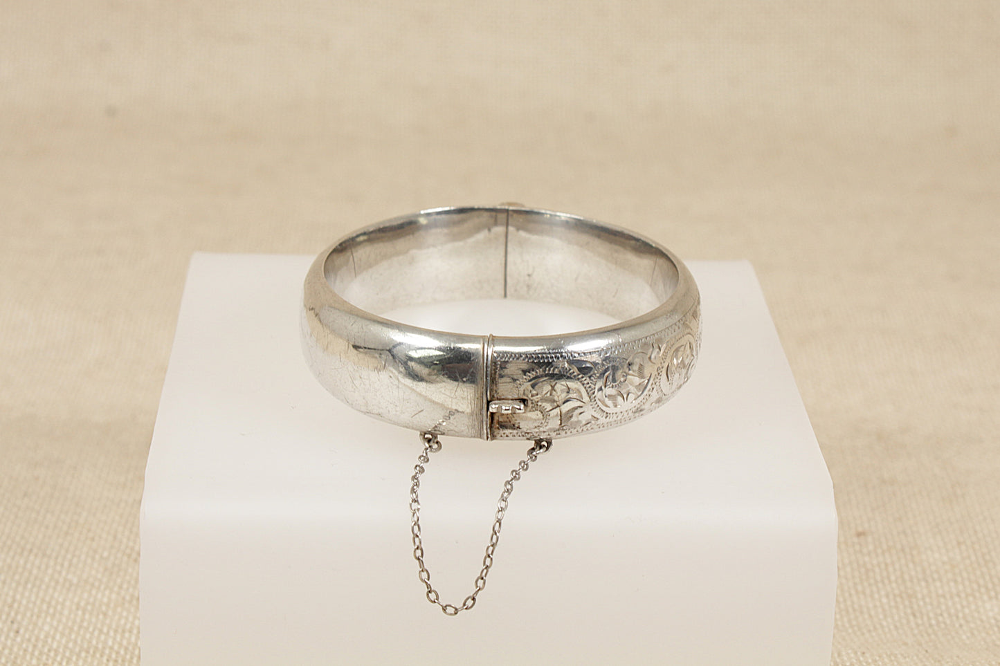 Vintage Silver Hinged Bangle