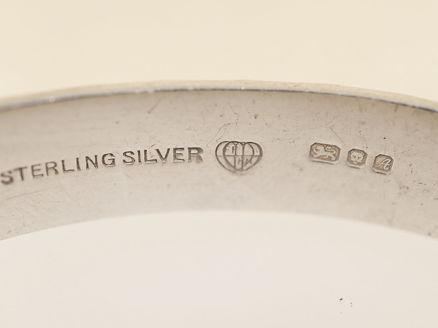 Solid Silver Vintage Hinged Bangle