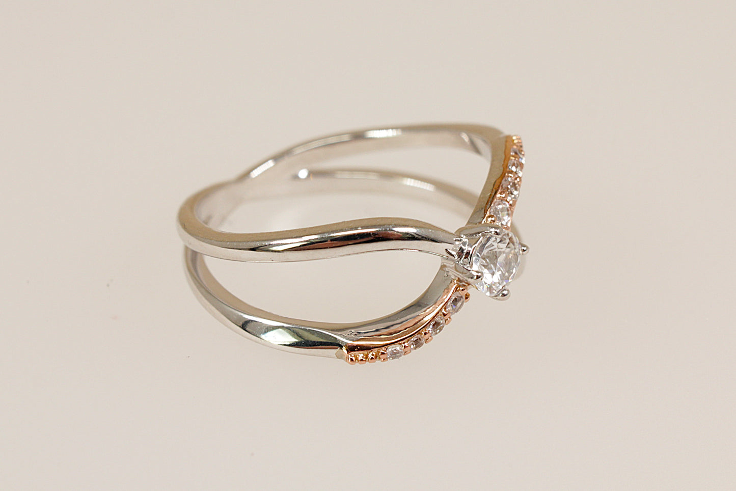 Silver and Gold Welsh ‘Clogau’ Forever Yours Topaz Kiss Ring