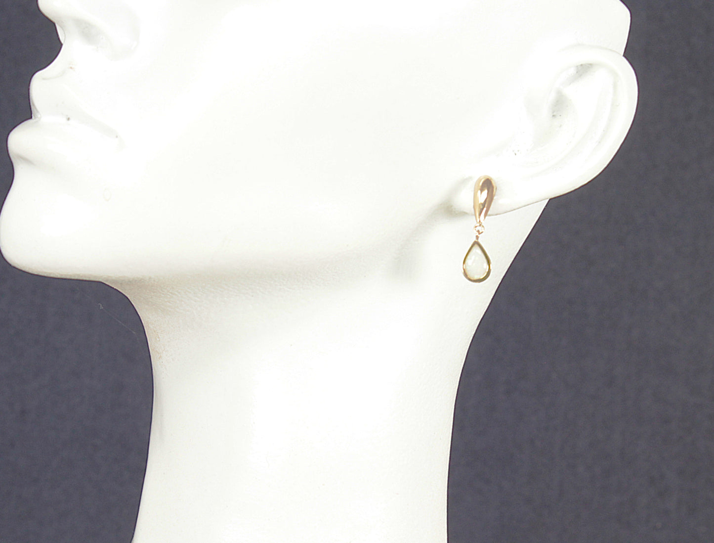 9ct Gold and Opal Earrings