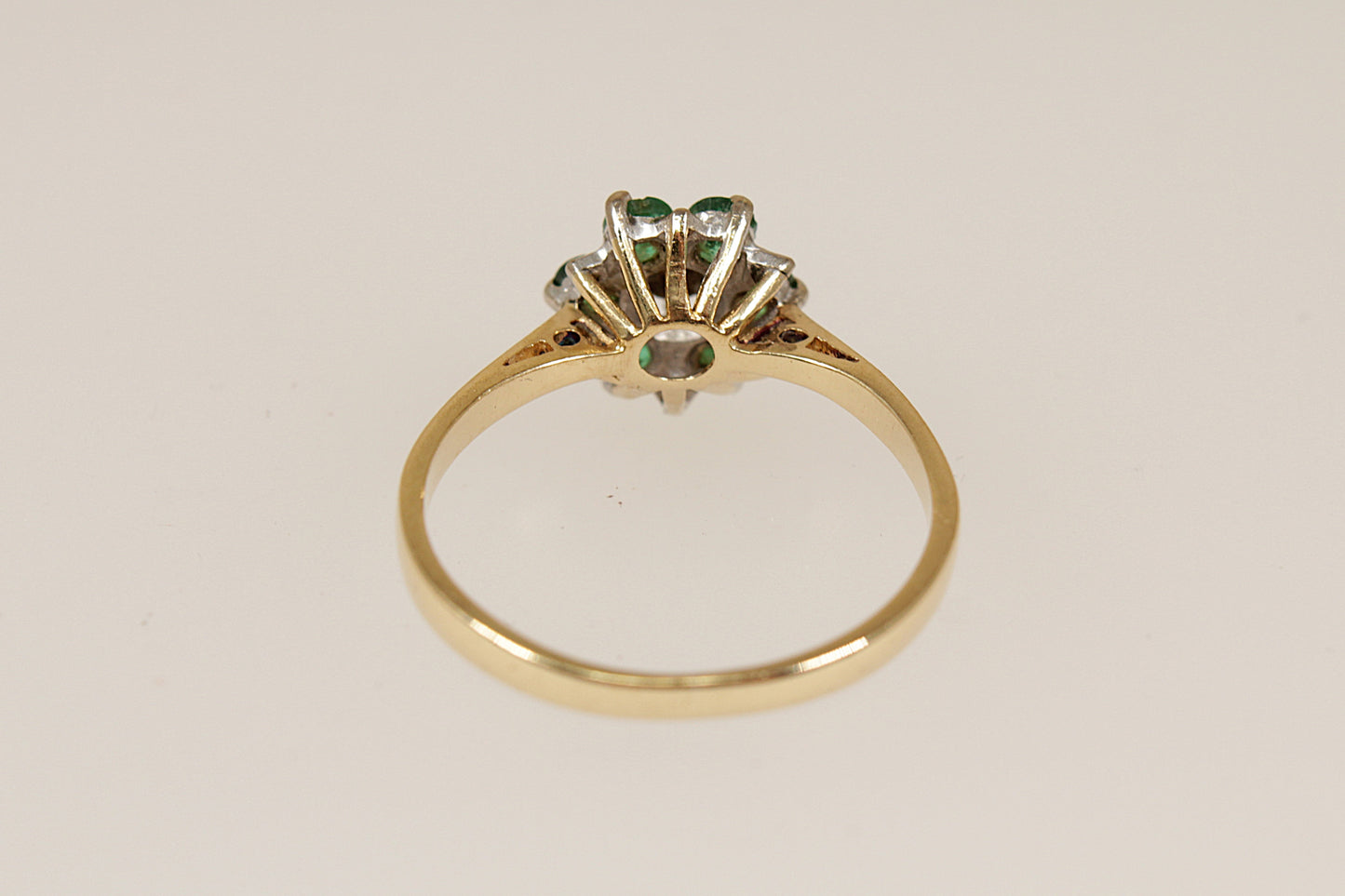 Vintage 18ct Gold Emerald and Diamond Ring