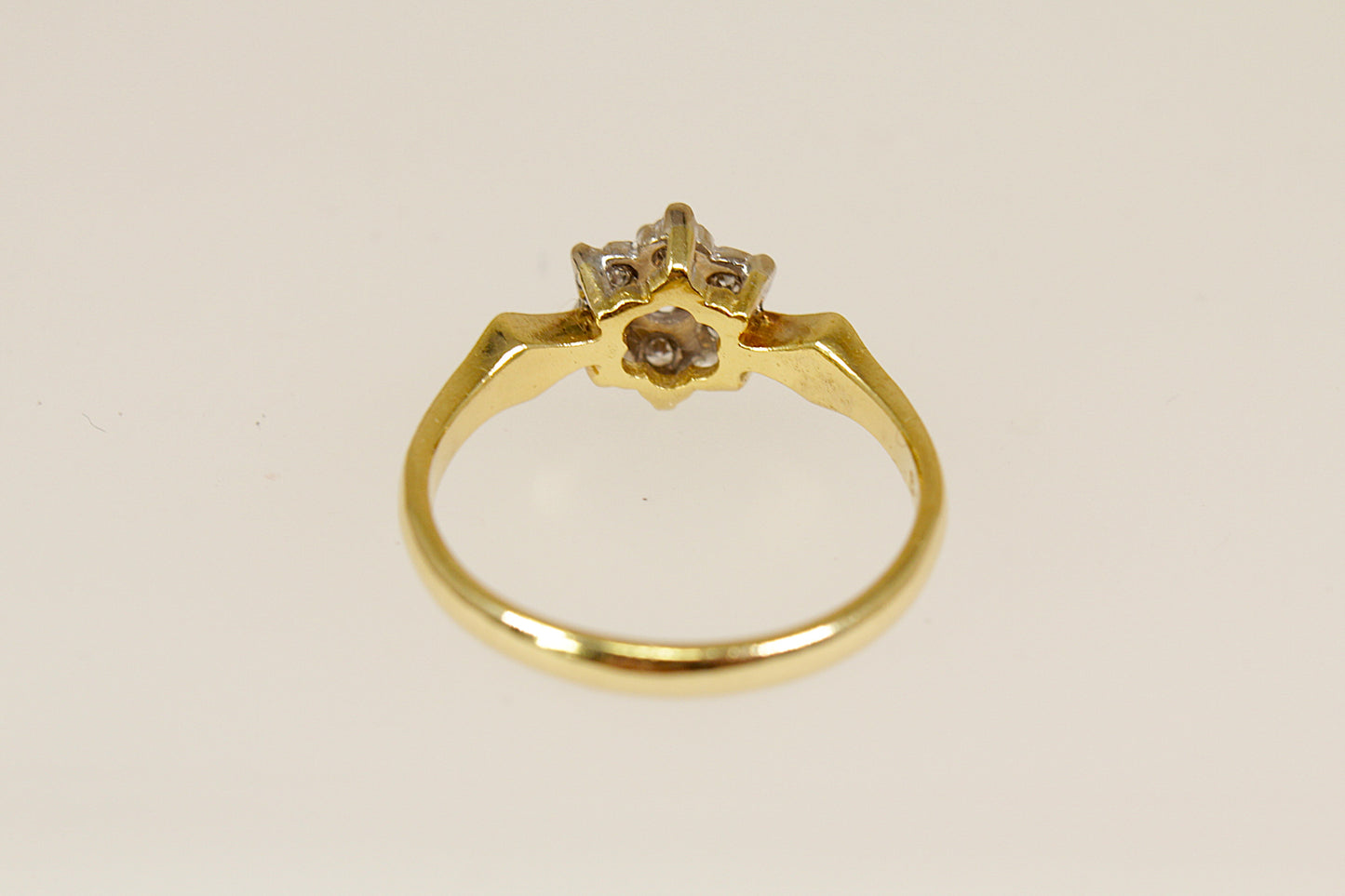 Vintage 18ct Gold Diamond Cluster Ring