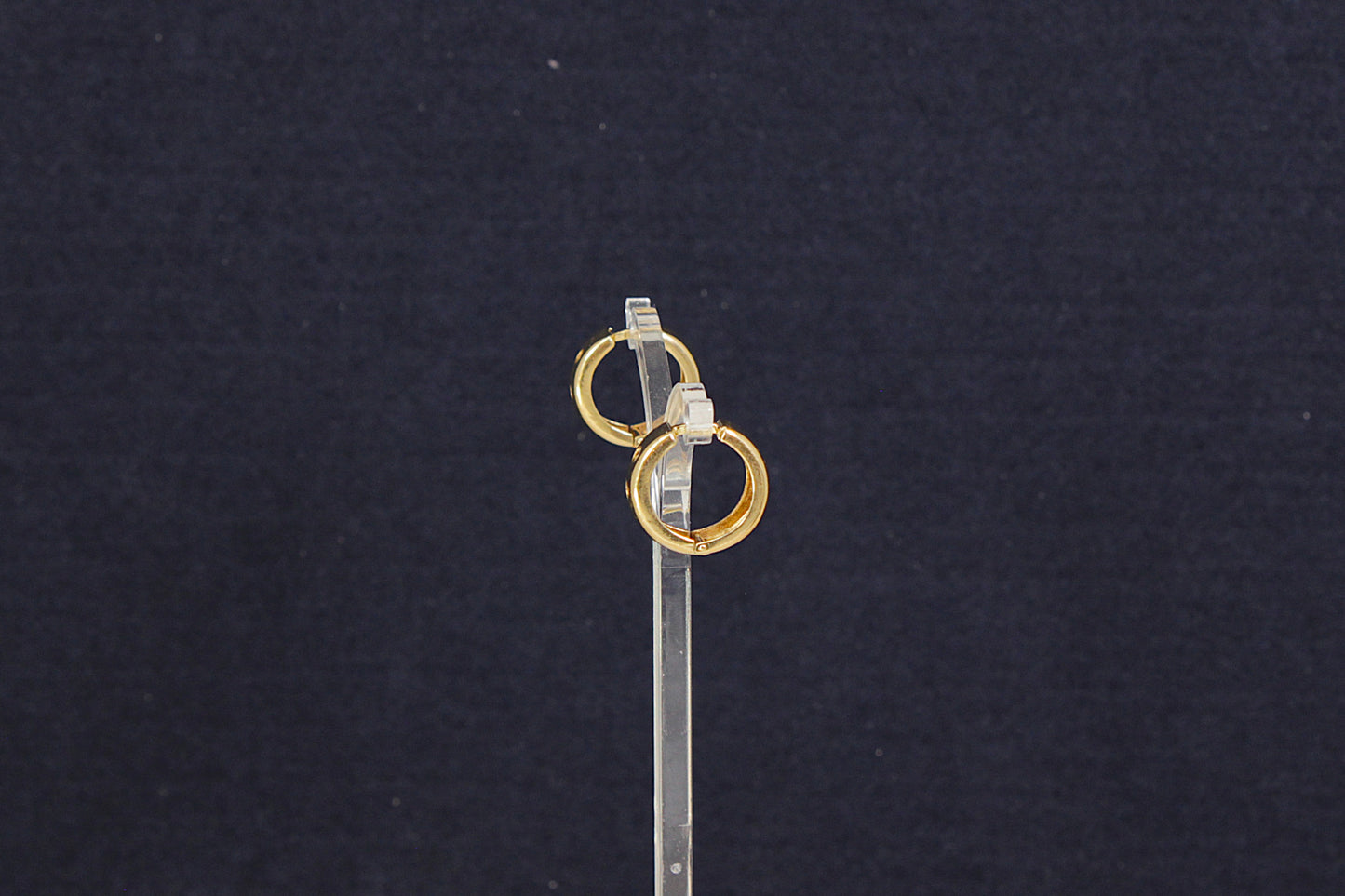 Elegant 9ct Gold ‘Scatter’ Hoop Earrings