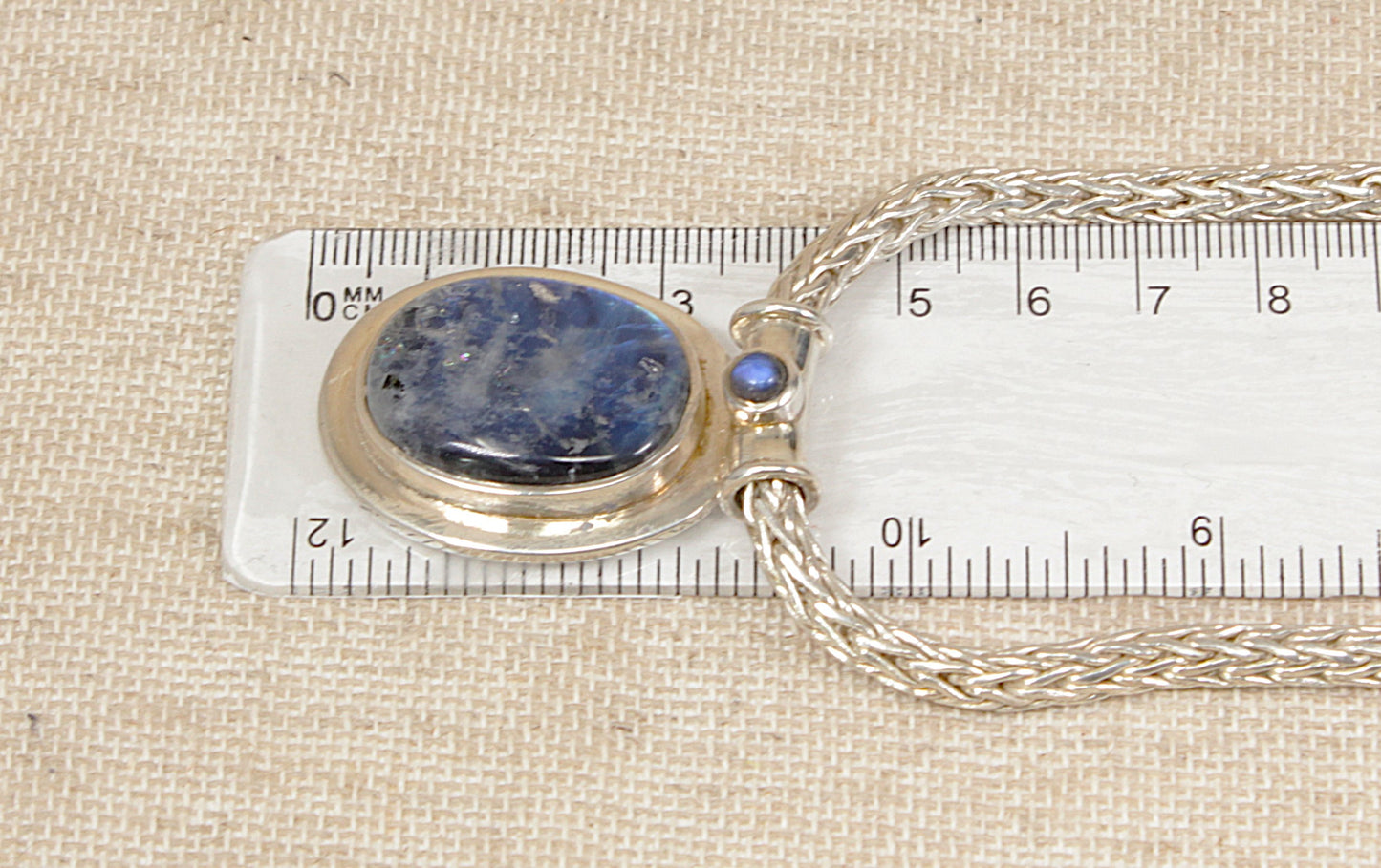 Imposing Sterling Silver & Blue Flash Labradorite Pendant Necklace – Suarti Style