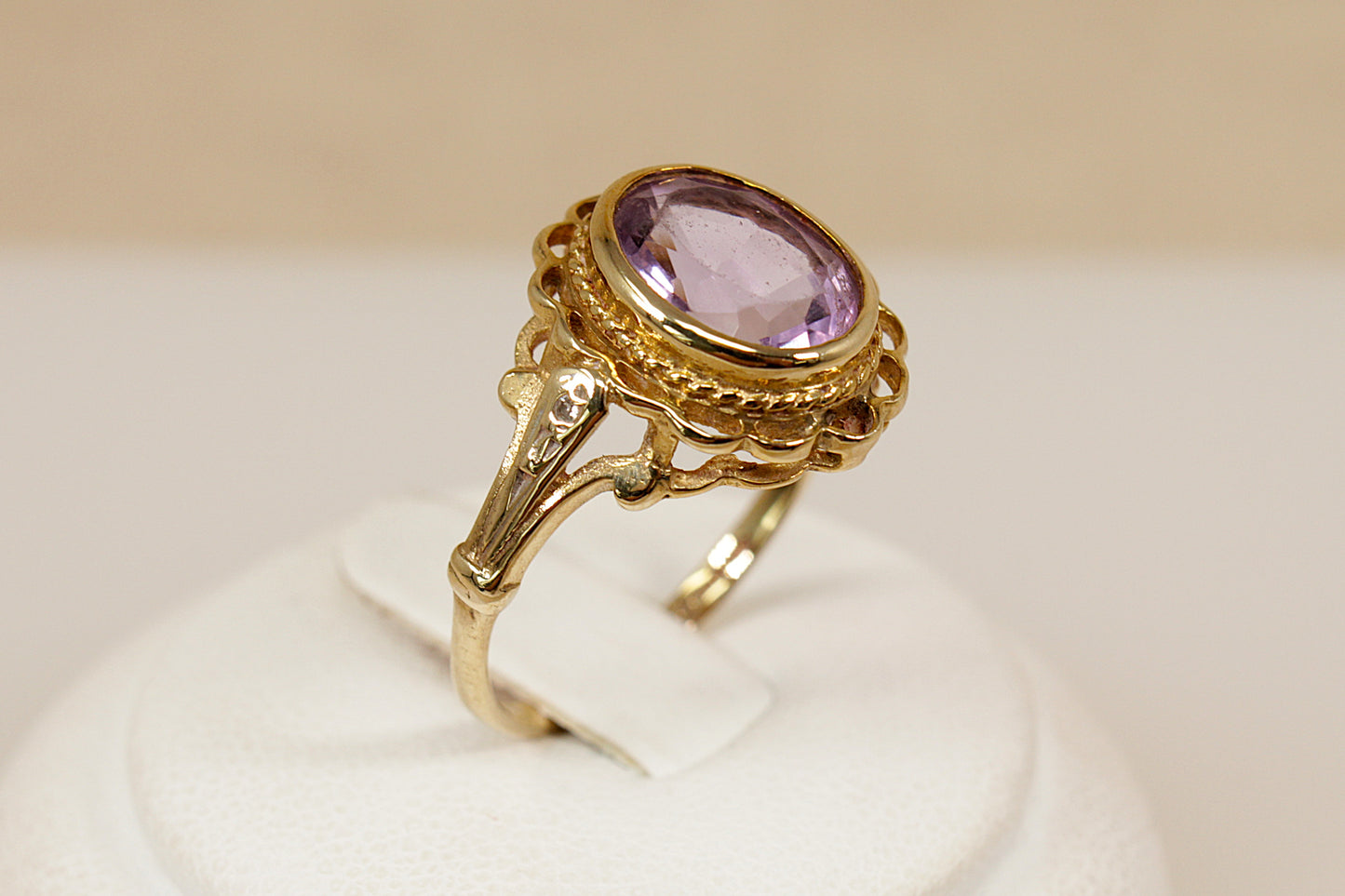 Vintage 9ct Amethyst Gold Ring