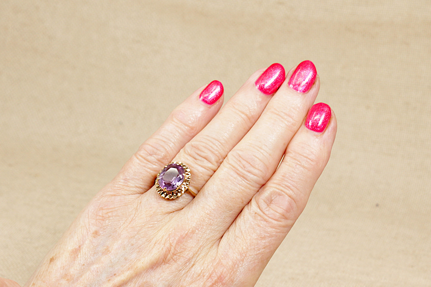 Vintage 9ct Amethyst Solitaire Ring