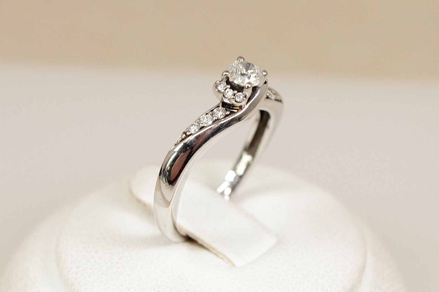 9ct White Gold Diamond Solitaire Ring