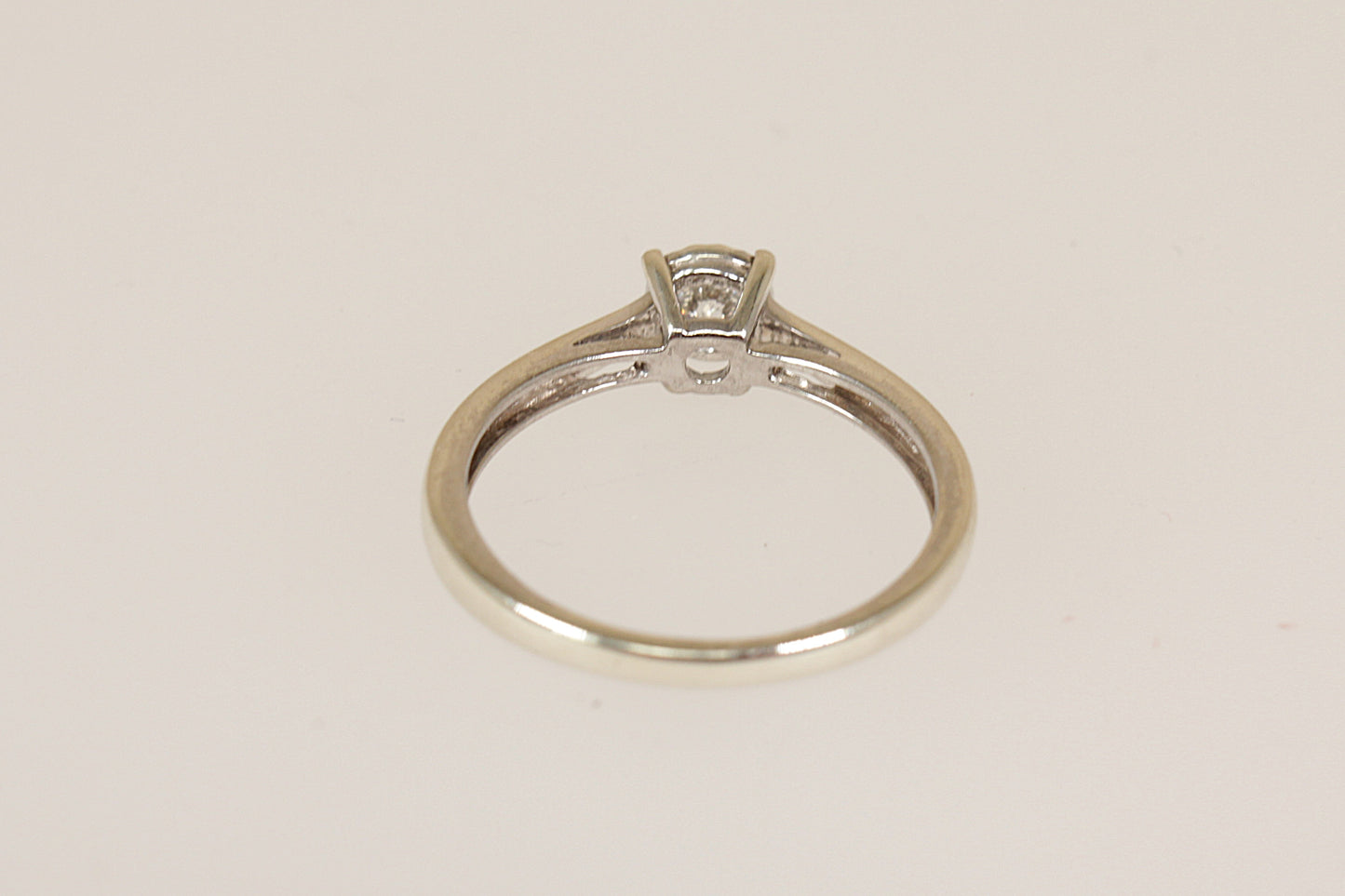 9ct White Gold Diamond Solitaire Ring