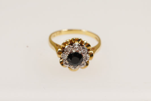 18ct sapphire and diamond gold ring
