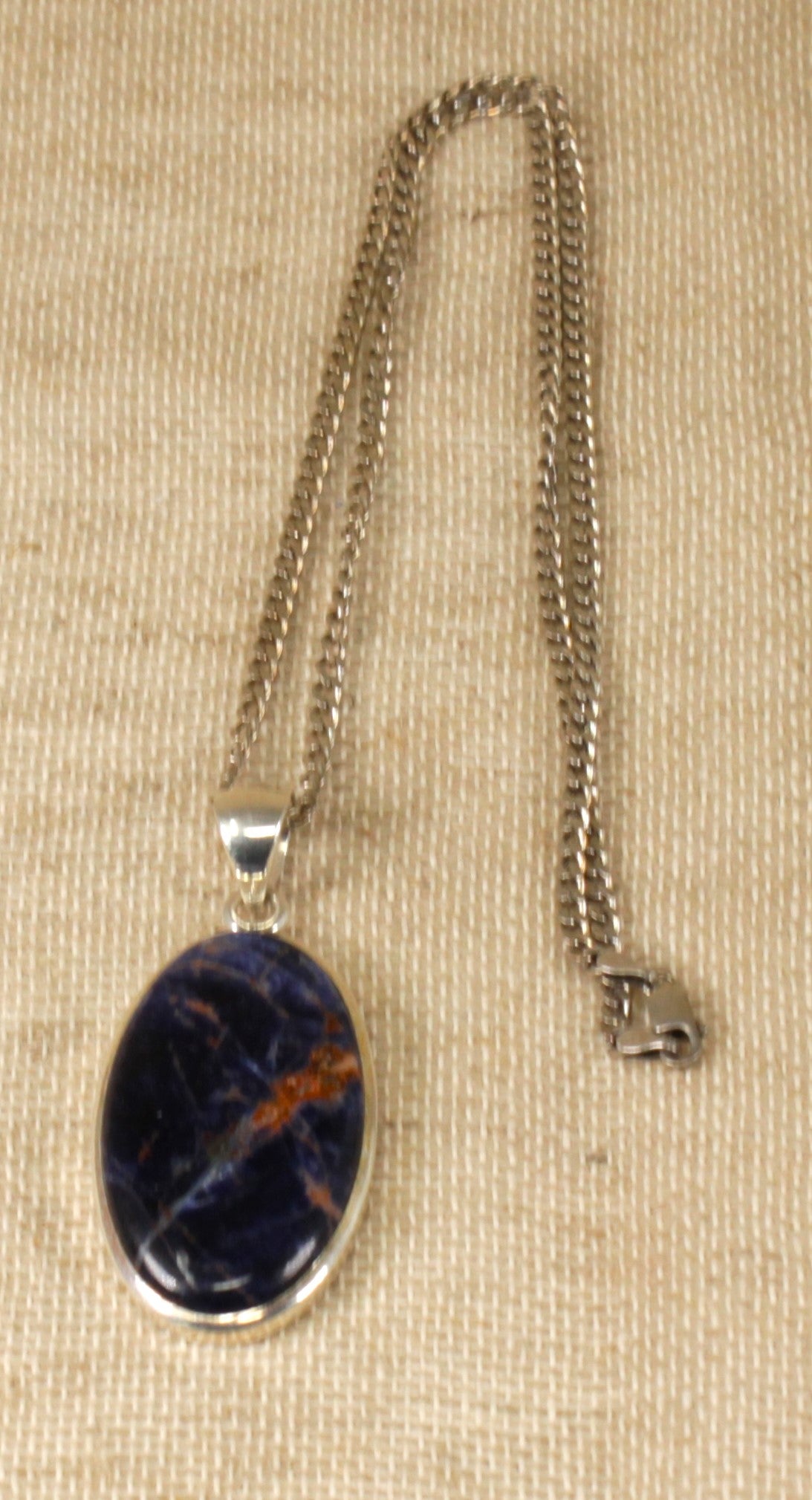 Silver Agate Pendant Necklace
