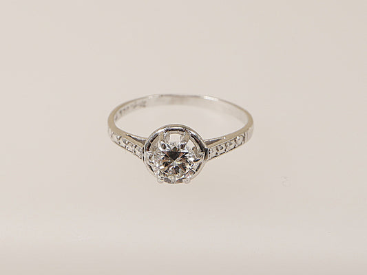 18ct white gold diamond solitaire engagement ring