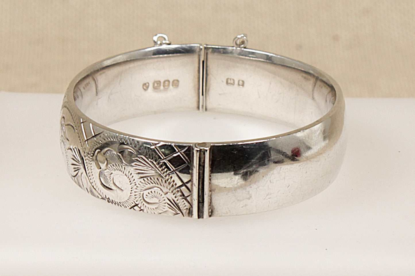 Vintage Solid Silver Hinged Bangle Bracelet