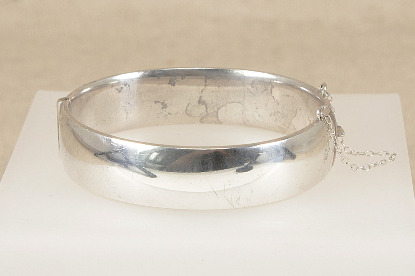 Vintage Solid Silver Hinged Bangle Bracelet