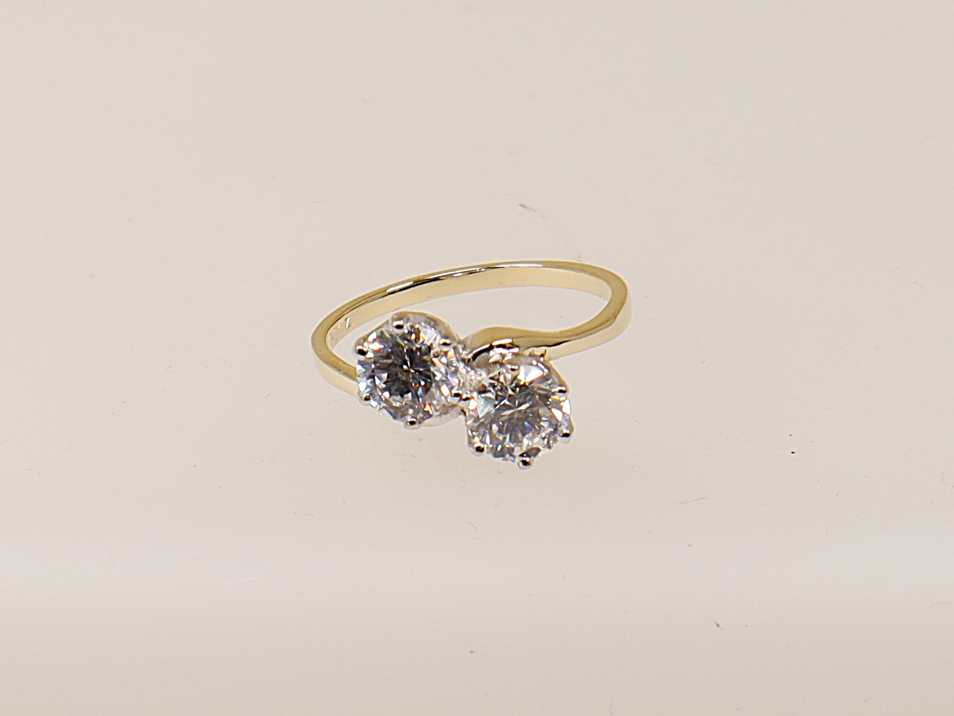 14ct yellow gold cubic zirconia duo twist ring