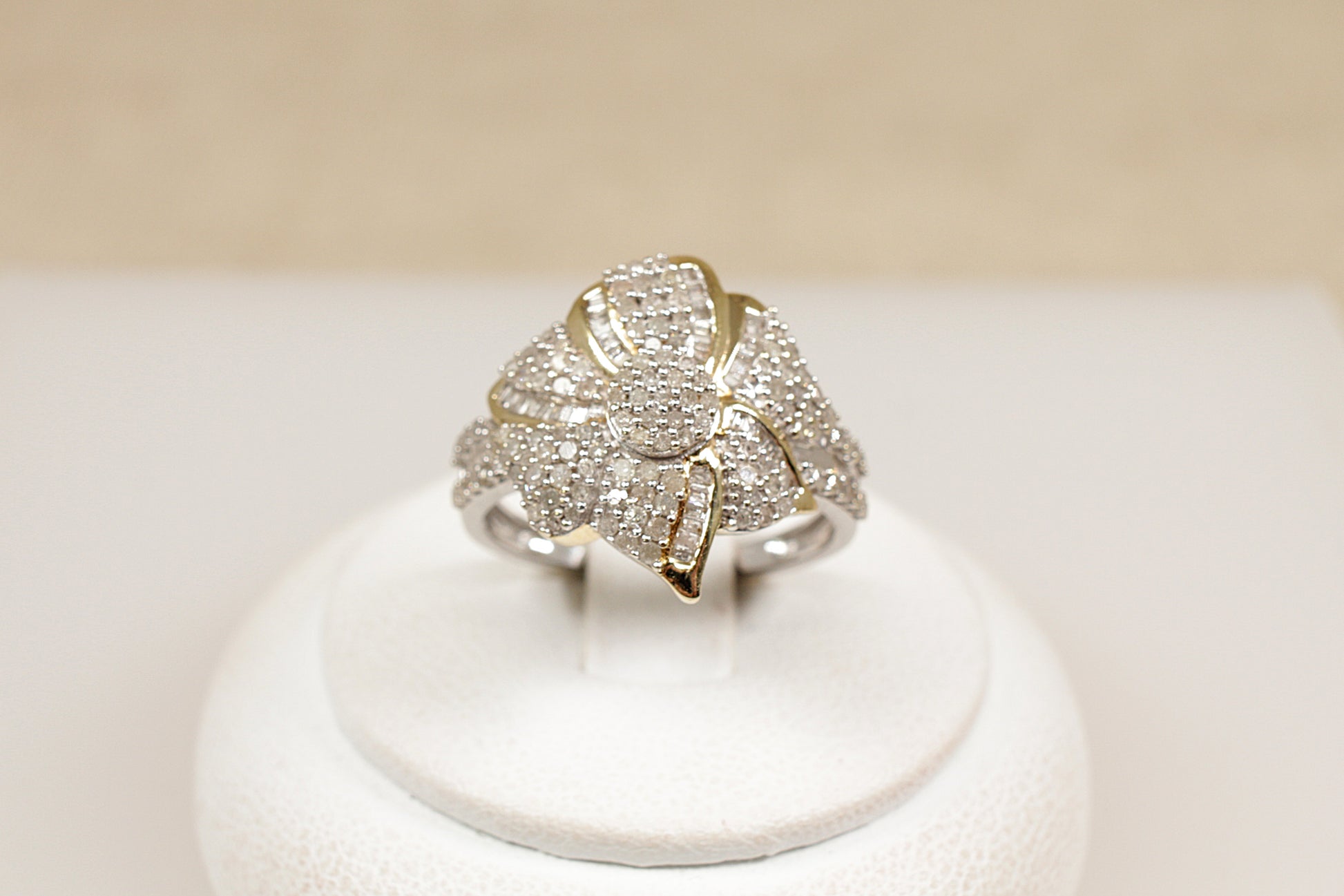 9ct yellow and white gold diamond cluster ring.