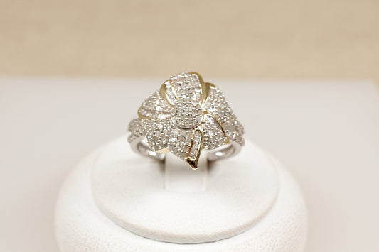 9ct yellow and white gold diamond cluster ring.