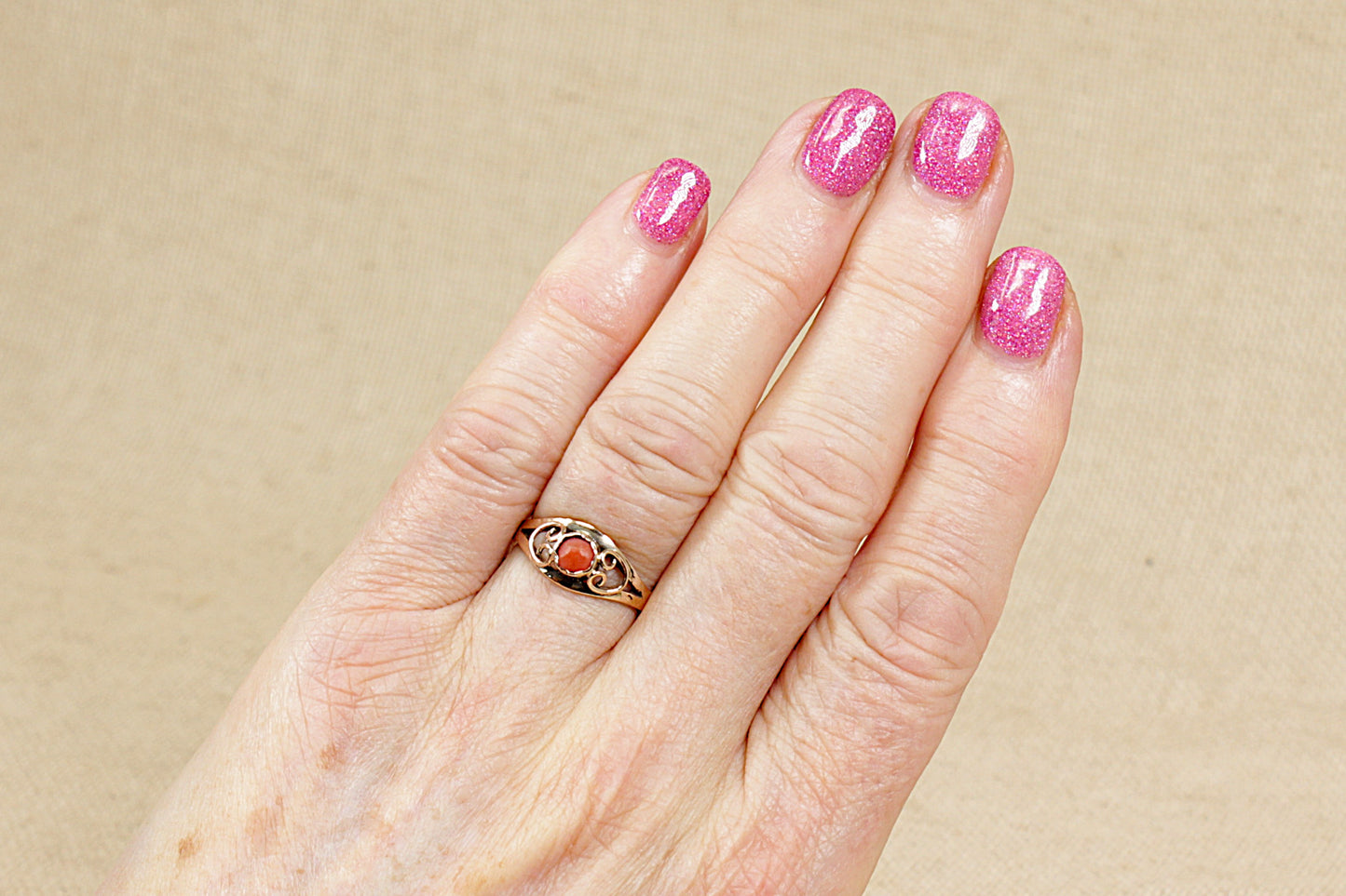 8ct Yellow Gold Coral Ring