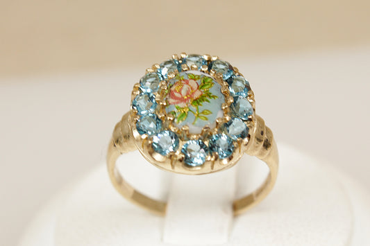9ct hand painted and blue spinel halo vintage ring in yellow gold.
