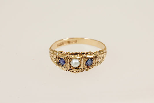Edwardian style vintage sapphire and pearl ring.