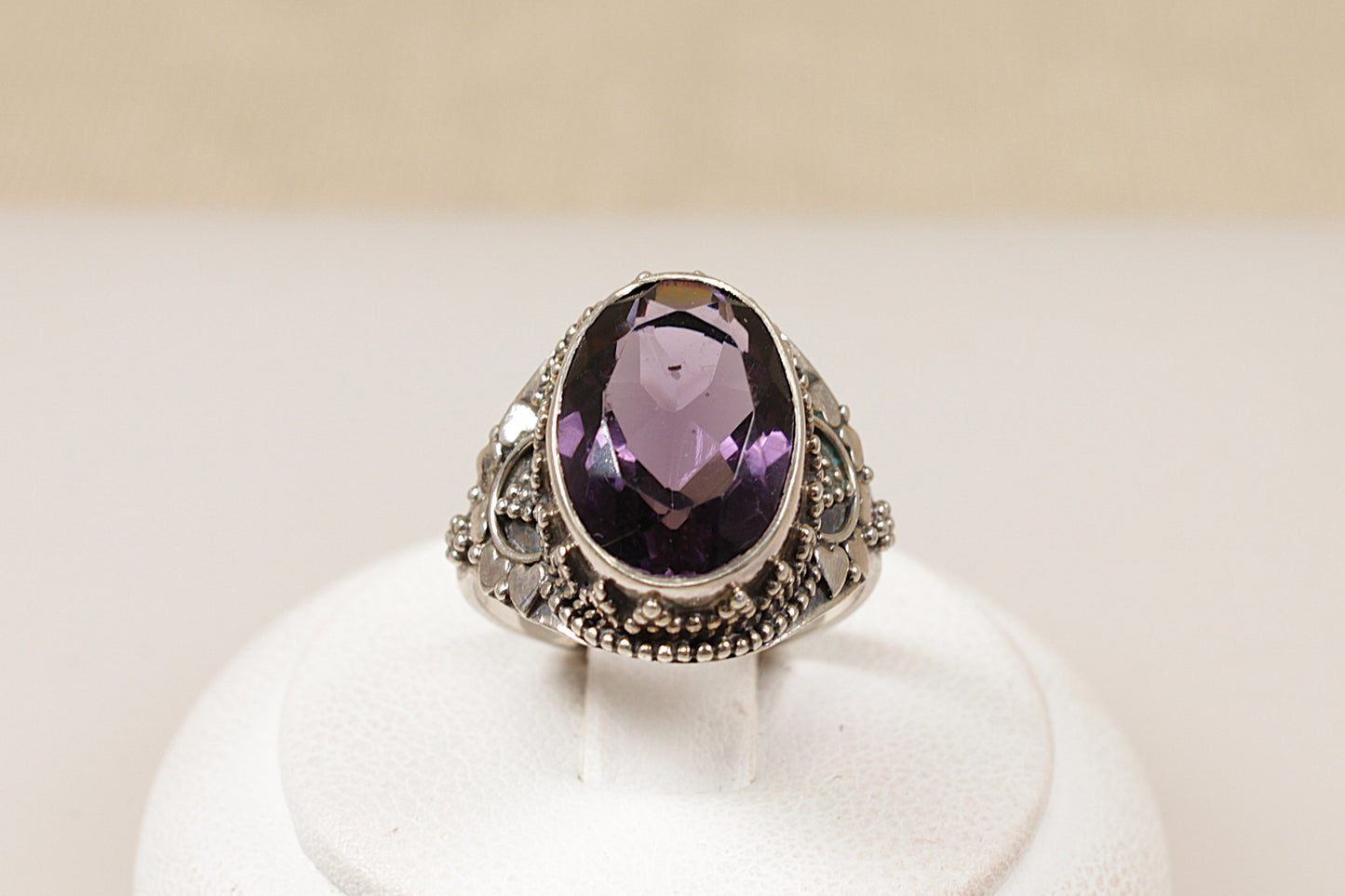 Silver Amethyst Coloured Suarti Ring
