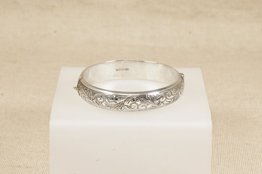 Vintage Silver Hinged Bangle Bracelet