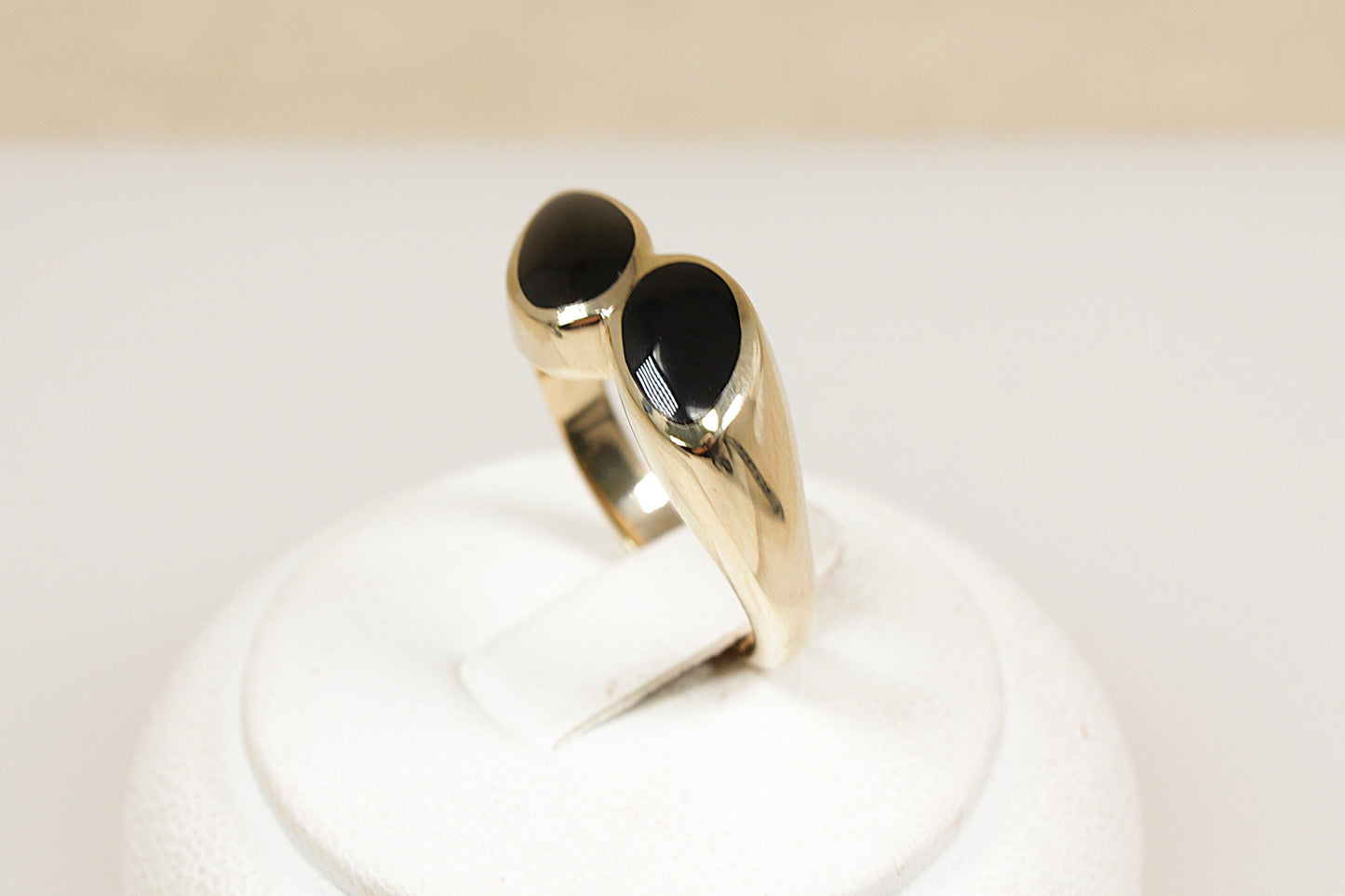 9ct Gold Whitby Jet Duo Ring