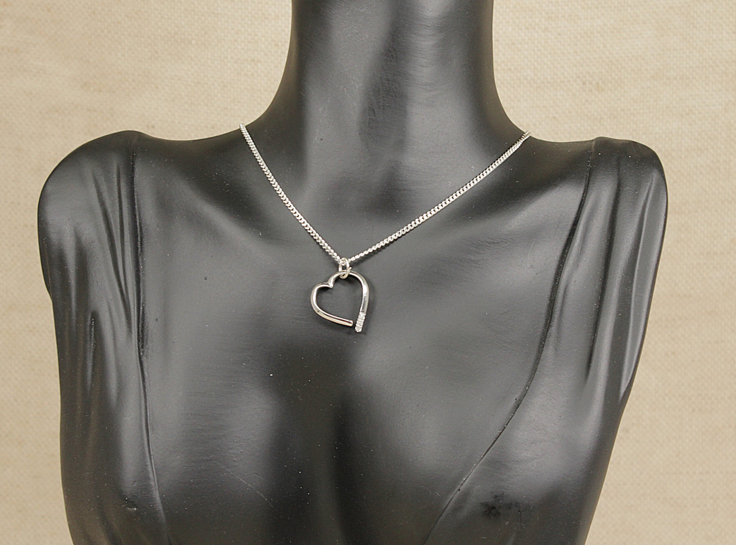 Silver Heart Pendant Necklace