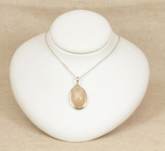 Silver and Peach Moonstone Pendant Necklace