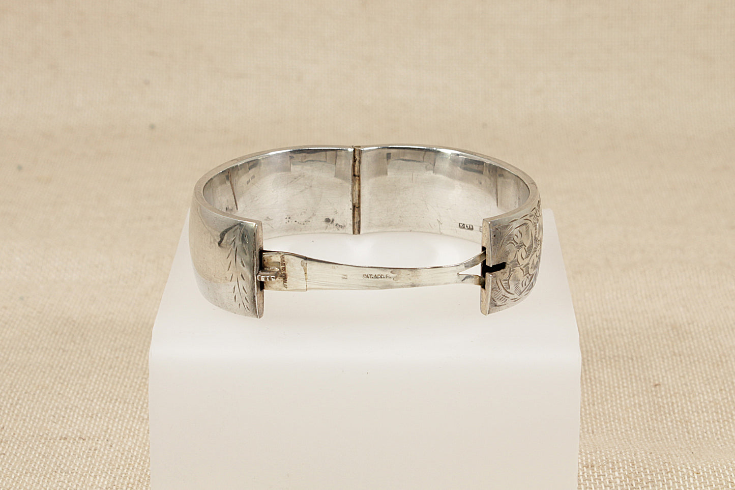 Vintage Silver Hinged Bangle
