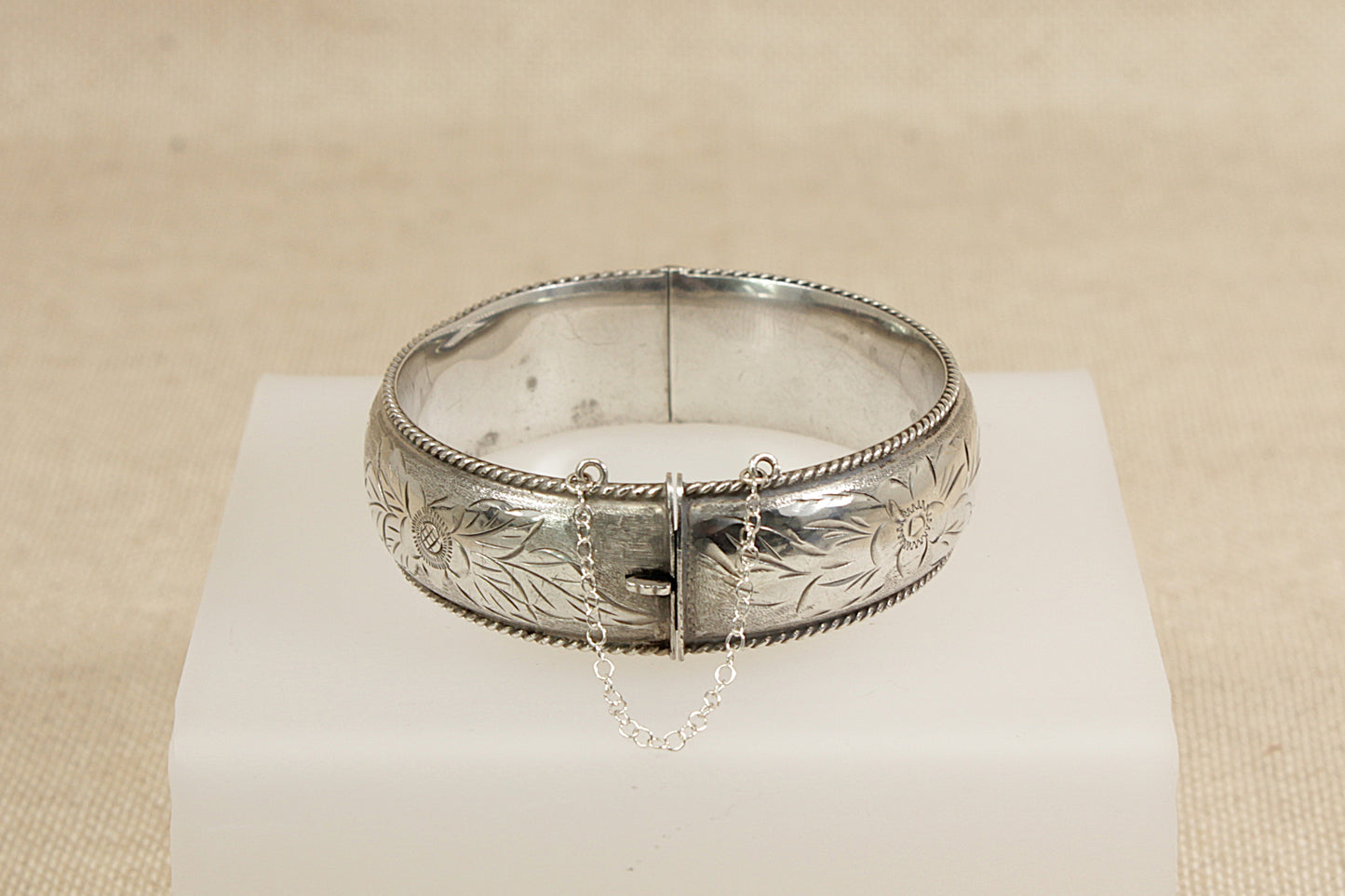 Vintage Silver Hinged Cuff Bangle