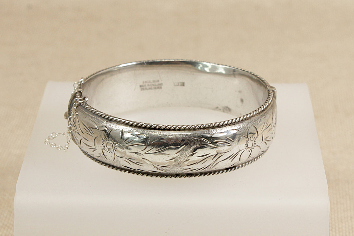 Vintage Silver Hinged Cuff Bangle