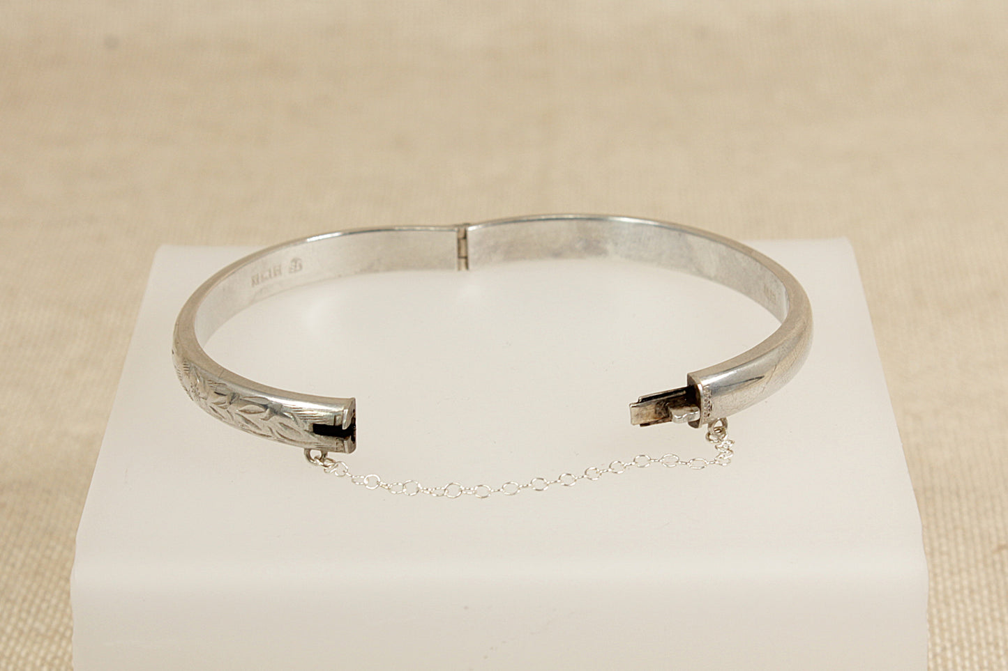 Vintage Silver Hinged Bangle