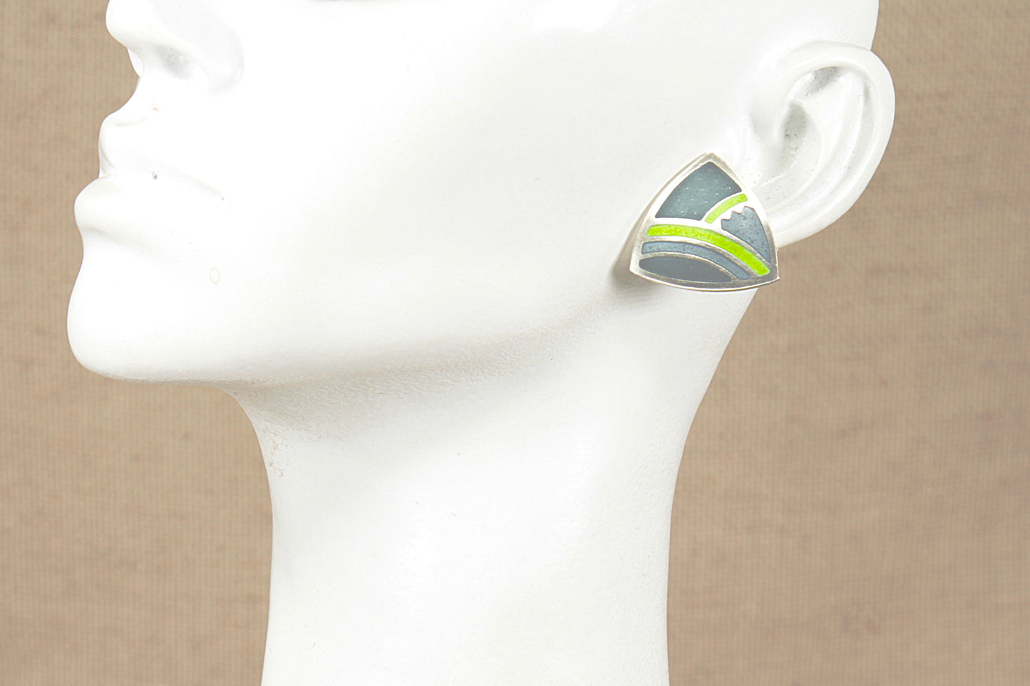 Silver Necklet Necklace and Earring Set