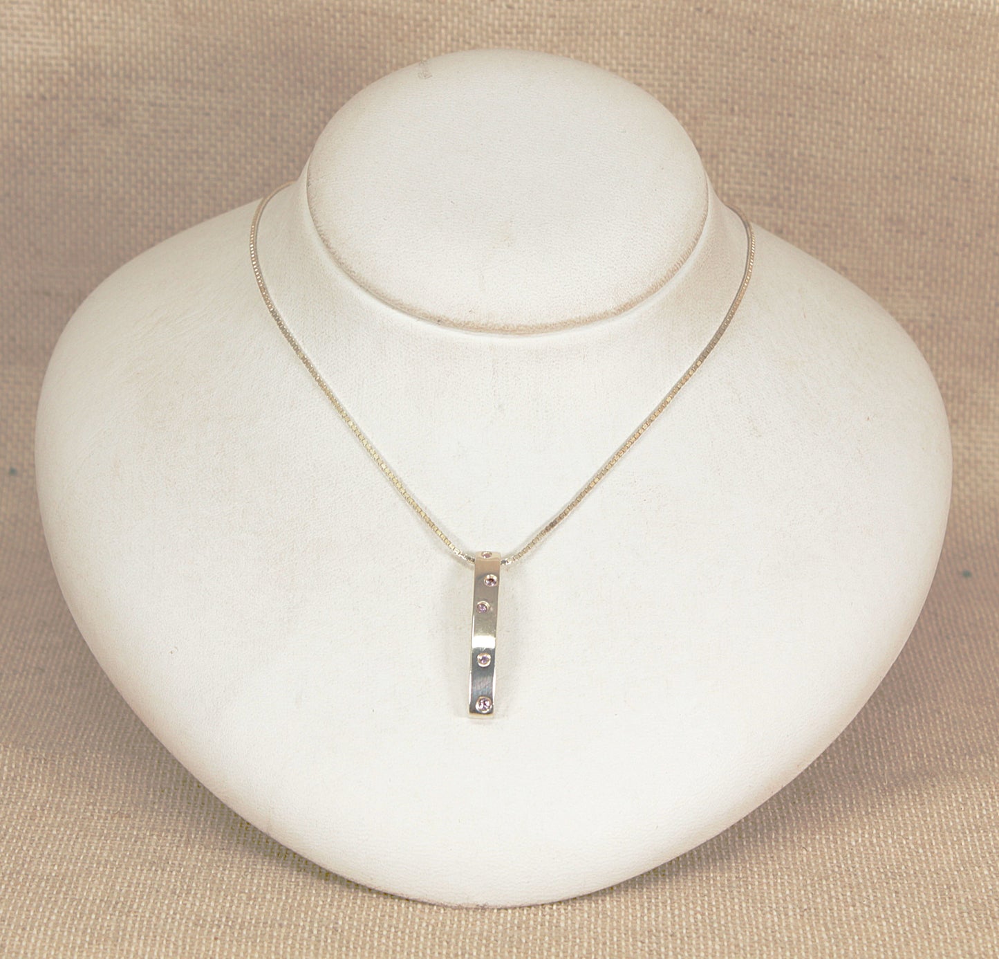 Collana con pendente in topazio rosa argento
