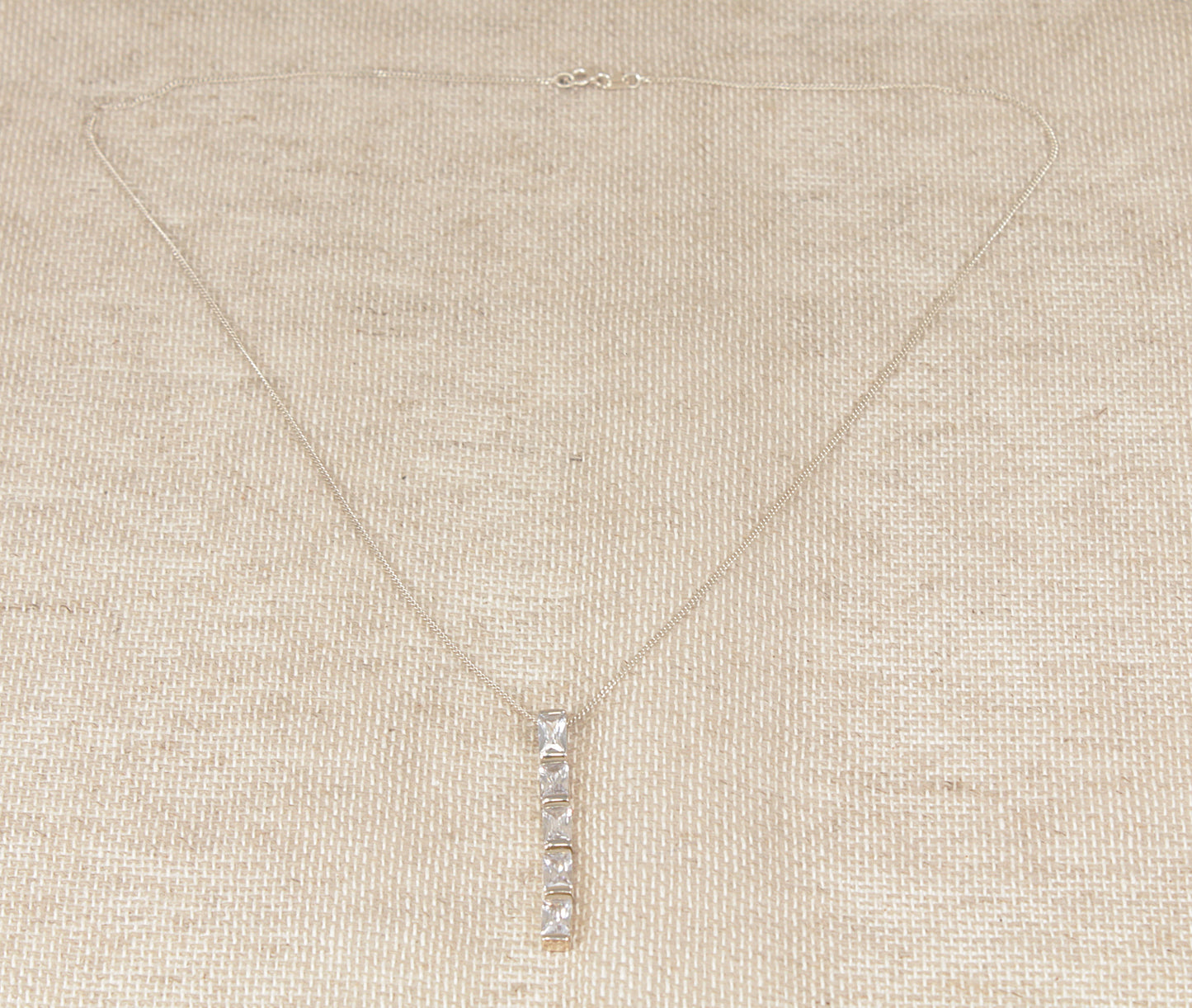 Stylish Italian Silver Pendant Necklace