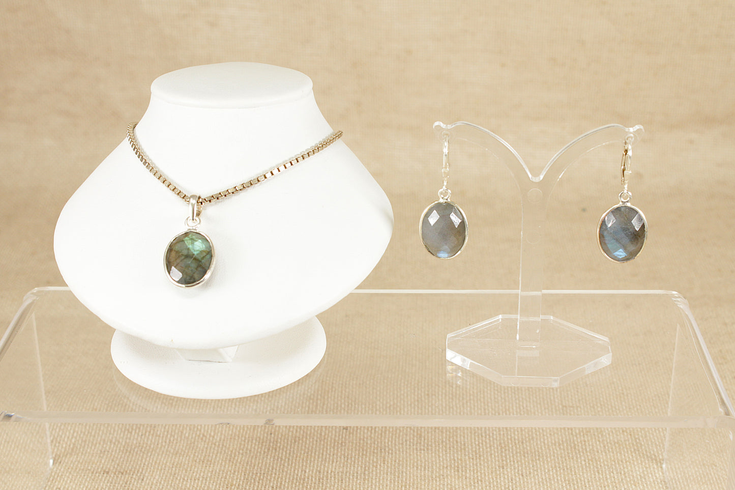 Silver Labradorite Pendant and Earring Set