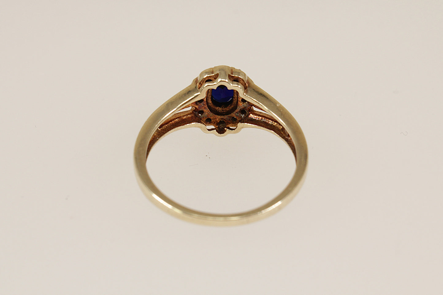 9ct Gold Sapphire and Diamond Ring