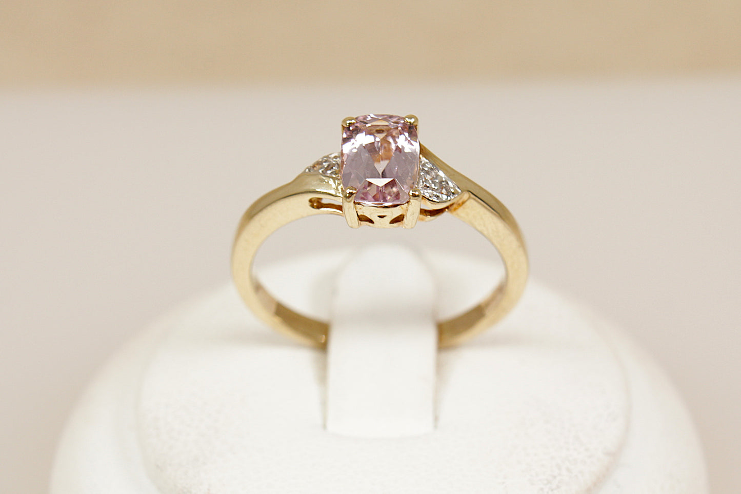 9ct Gold Morganite and Diamond Ring