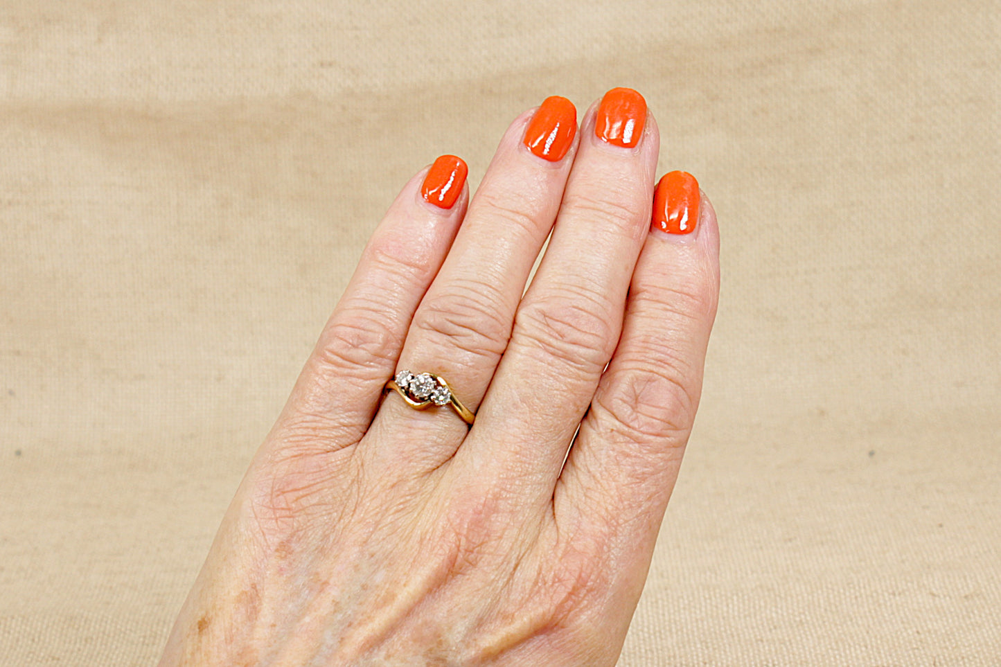 Vintage 18ct Gold Diamond Trilogy Twist Ring