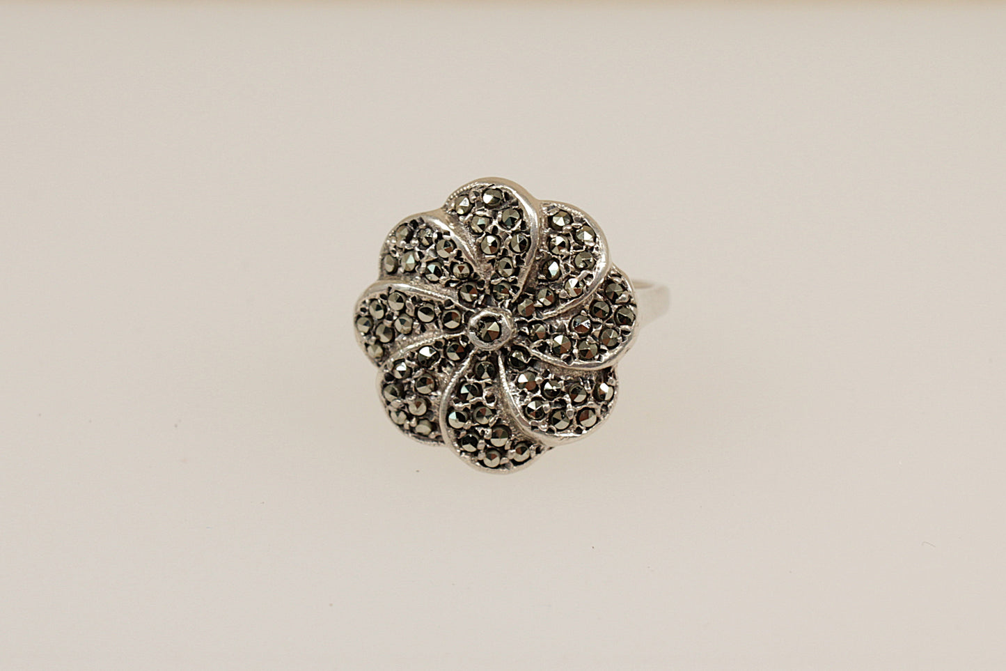 Vintage Art Deco Silver Marcasite Flower Ring