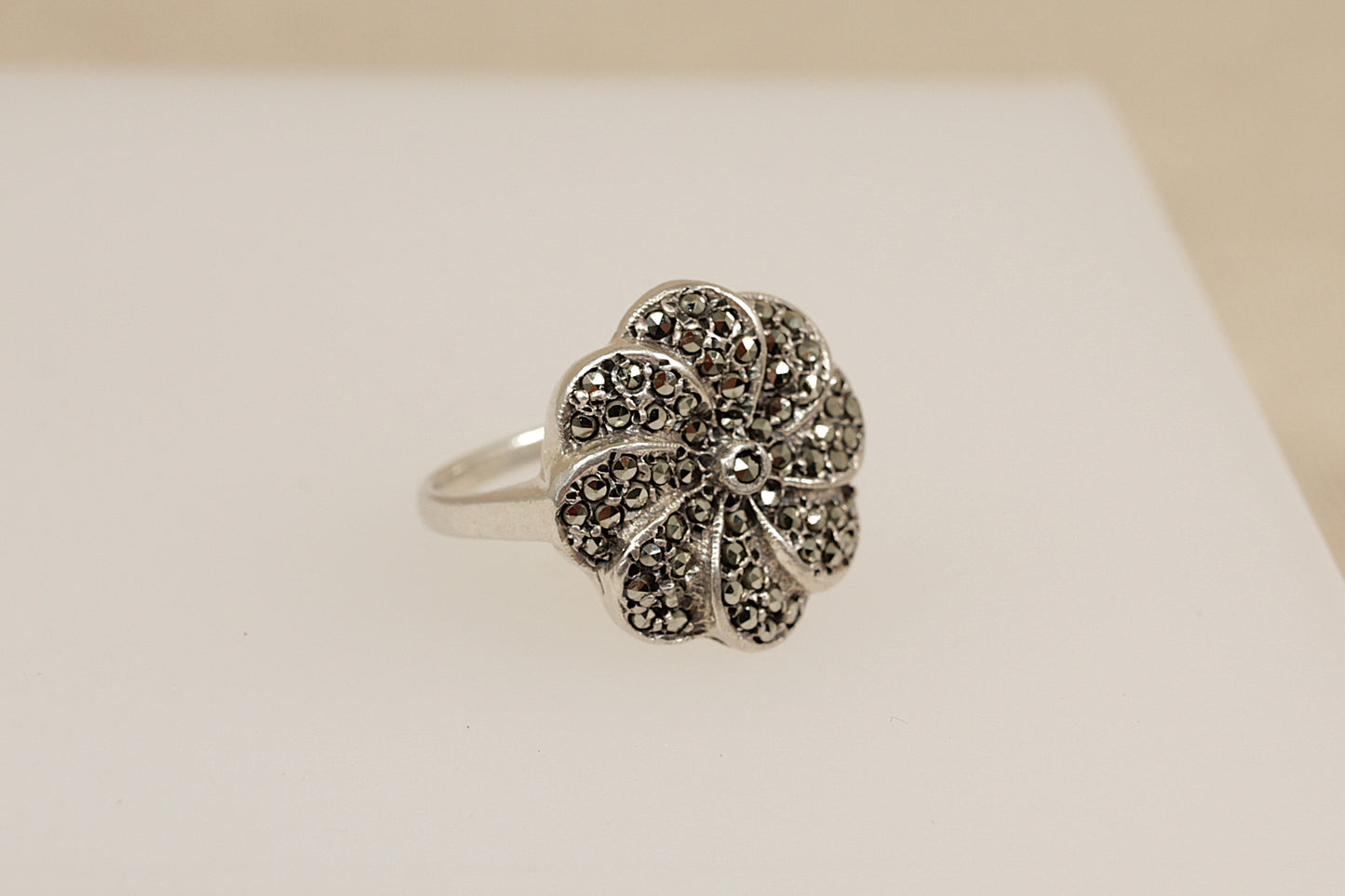 Vintage Art Deco Silver Marcasite Flower Ring