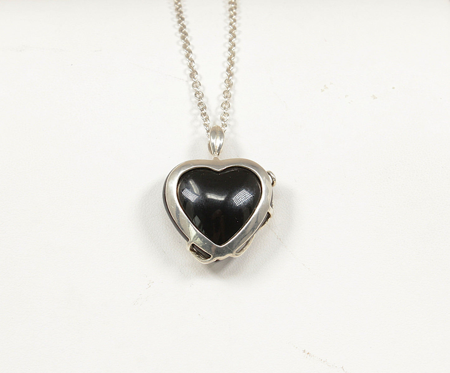 Silver Art Nouveau Style Onyx Heart Pendant and Chain Necklace