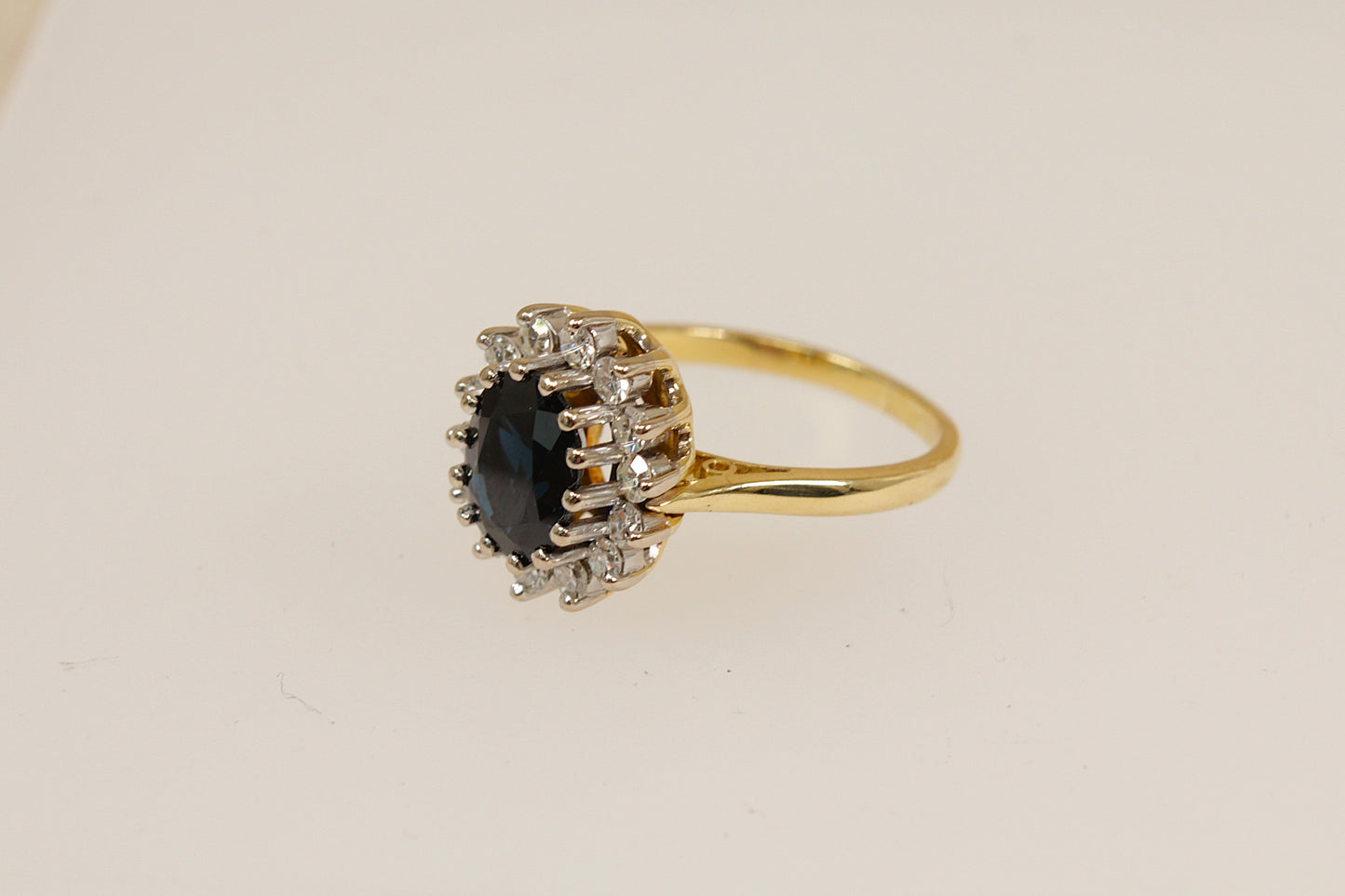 18ct Gold Sapphire and Diamond ‘Diana’ Ring