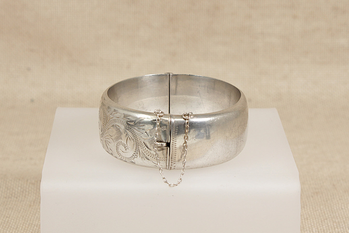 Vintage Silver Hinged Cuff Bangle Bracelet