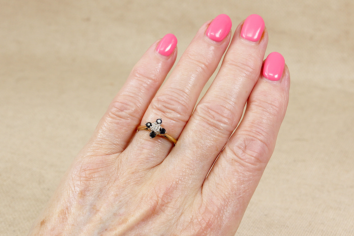 Vintage18ct Sapphire & Diamond Ring