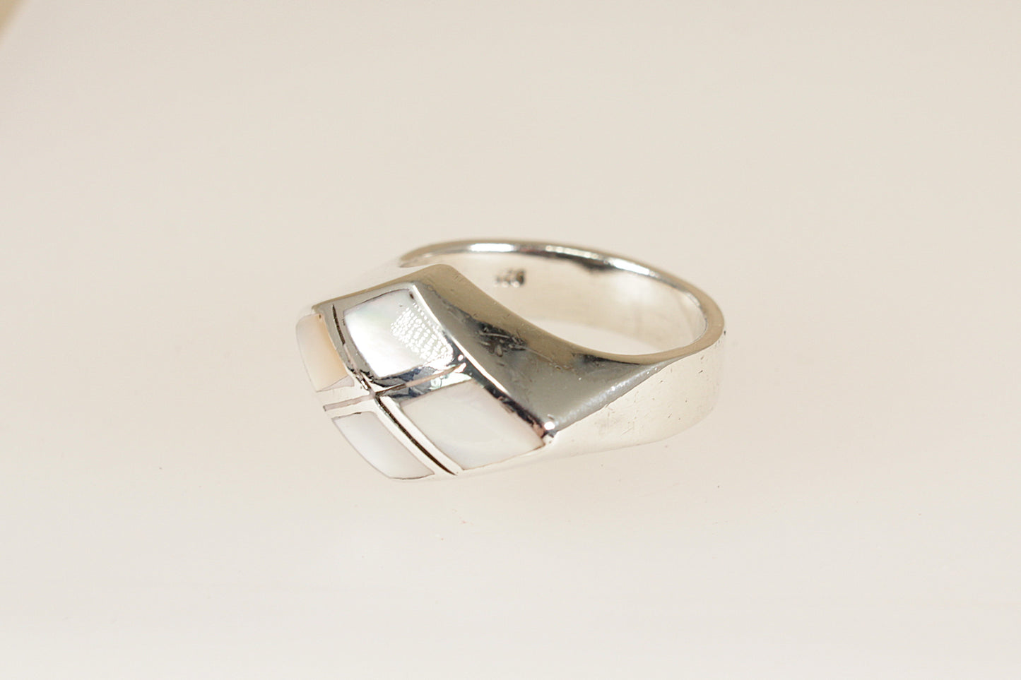 Silver Mother of Pearl Ring